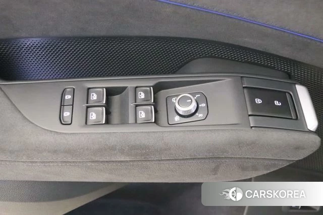 Volkswagen Tourang id 4290727 из Китая 13
