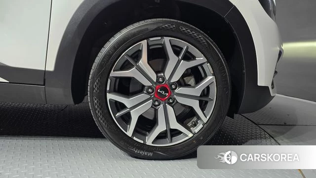Kia Seltos id 4793563 из Кореи 13