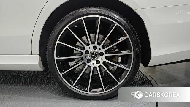Mercedes-Benz E-Class W213 id 4656279 из Кореи 13