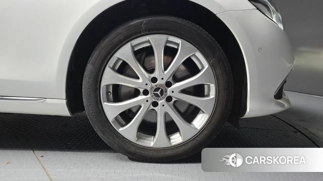 Mercedes-Benz E-Class W213 id 4543585 из Кореи 13