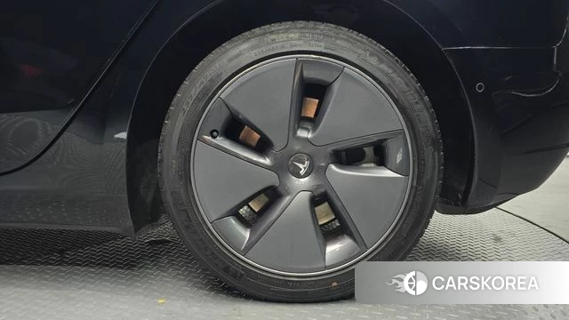 Tesla Model 3 id 4524168 из Кореи 13