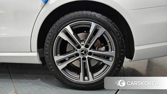 Mercedes-Benz E-Class W213 id 4741361 из Кореи 13