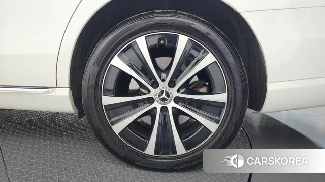 Mercedes-Benz E-Class W213 id 4881708 из Кореи 13