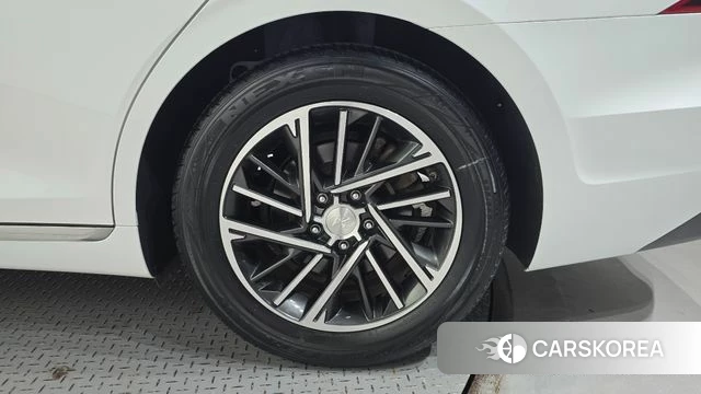 Hyundai The New Grandeur IG id 4395982 из Кореи 13