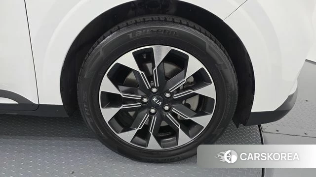 Kia Carnival 4th generation id 4232151 из Кореи 13