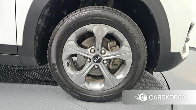 Kia Seltos id 4434371 из Кореи 13