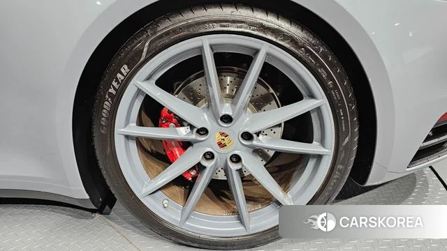 Porsche 911(992) id 4778286 из Кореи 13