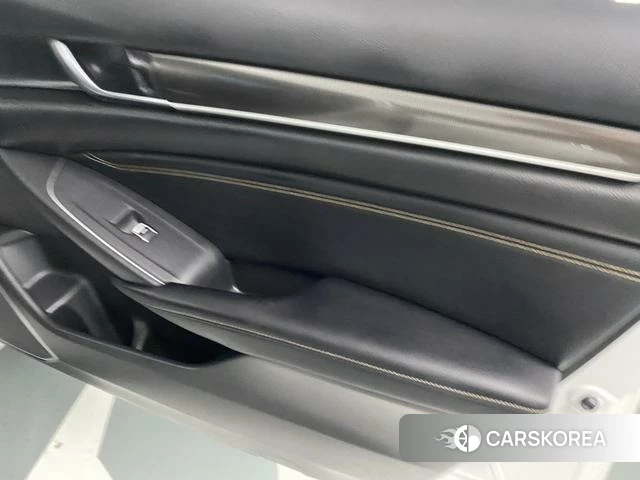 Honda Accord id 4358874 из Китая 13