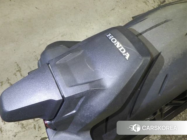 Honda CB1000R id 4184409 из Японии 13