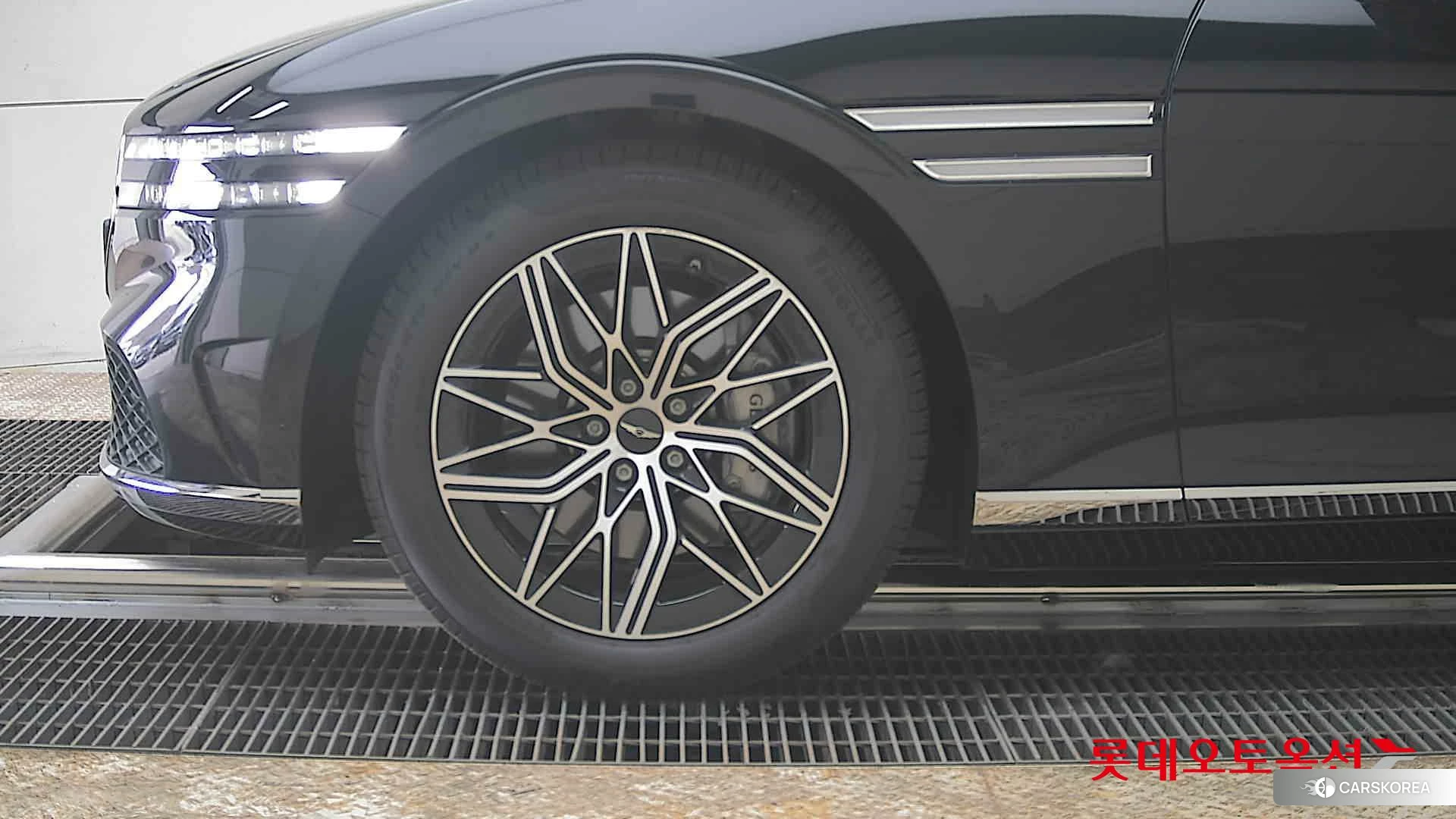 Hyundai G90 id 3869343 из Кореи 13