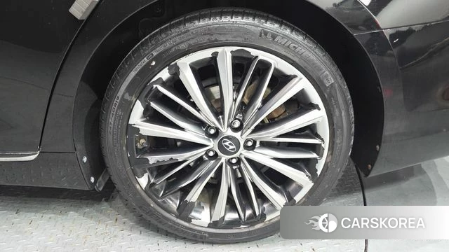 Hyundai Grandeur IG id 4435388 из Кореи 13