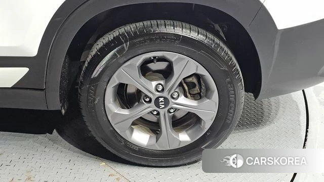 Kia Seltos id 4495568 из Кореи 13