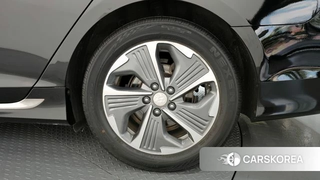 Hyundai Sonata New Rise Hybrid id 4447804 из Кореи 13