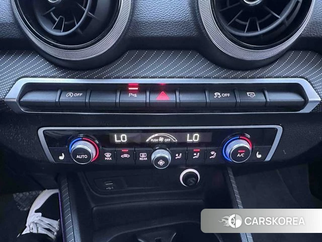 Audi Q2L id 4307455 из Китая 13