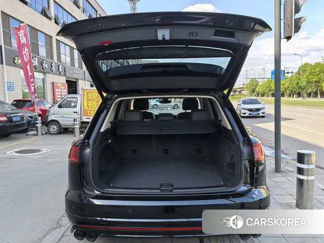 Volkswagen Touareg id 4254248 из Китая 13