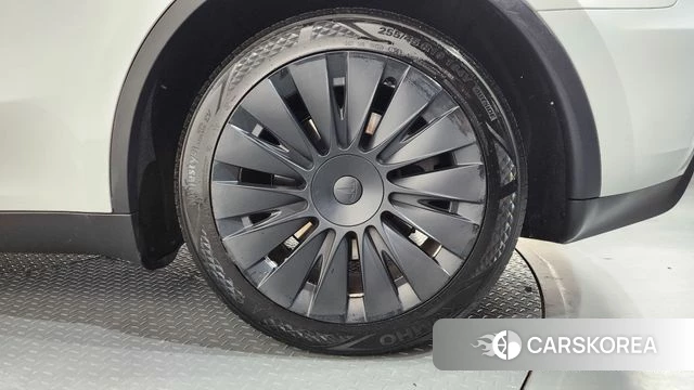 Tesla Model Y id 4783363 из Кореи 13