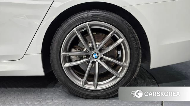 BMW 5 Series (G30) id 4737382 из Кореи 13