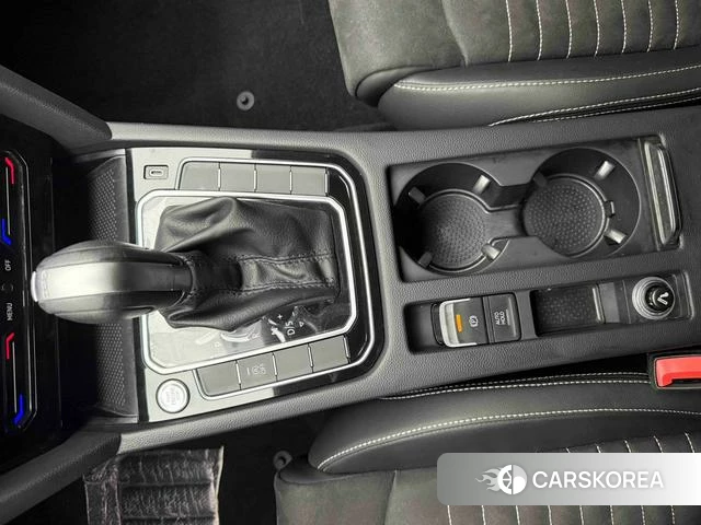 Volkswagen Magotan id 4399729 из Китая 13