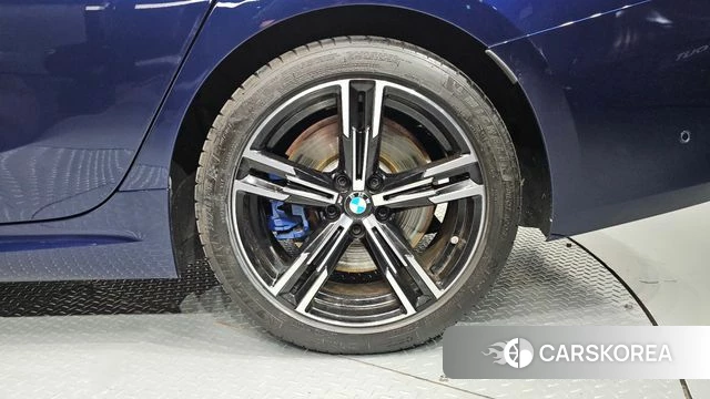 BMW 3 Series (G20) id 4640001 из Кореи 13