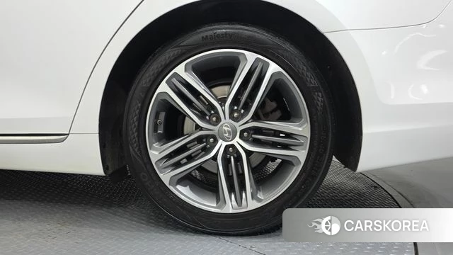 Hyundai Grandeur IG id 4448356 из Кореи 13