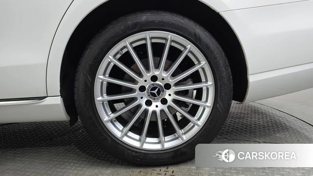 Mercedes-Benz E-Class W213 id 4676066 из Кореи 13