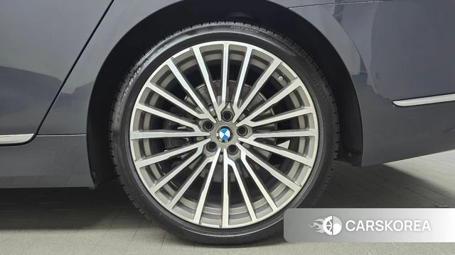 BMW 7 Series (G11) id 4708536 из Кореи 13