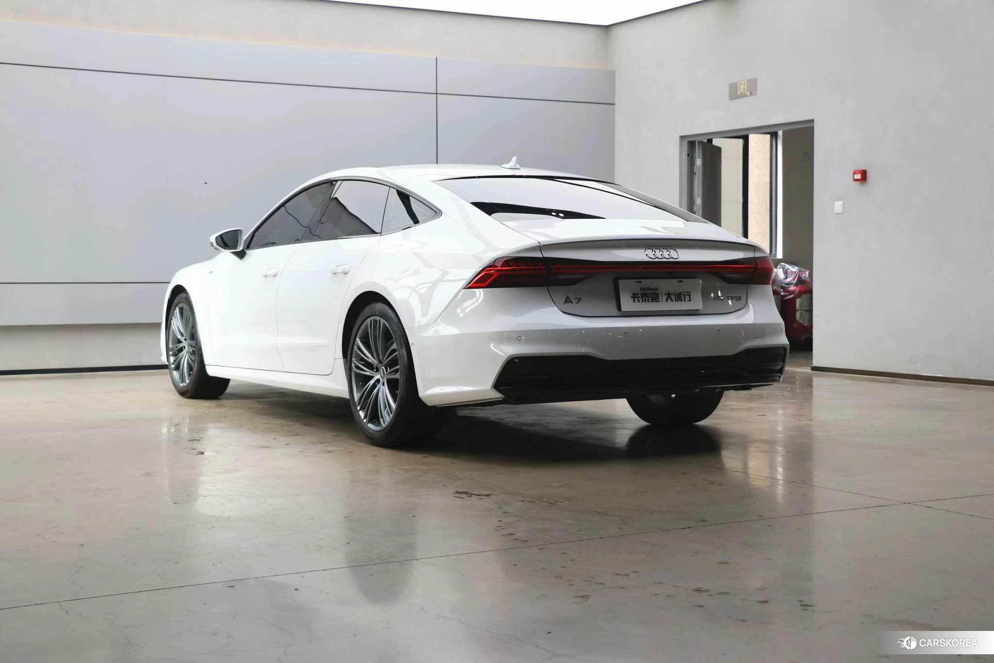 Audi A7 id 4510825 из Китая 13