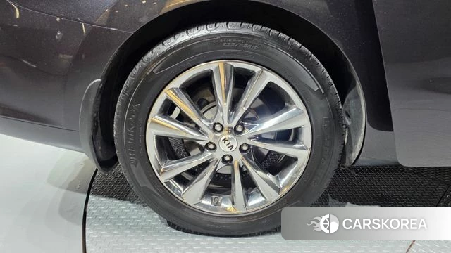 Kia The New Carnival id 4918878 из Кореи 13