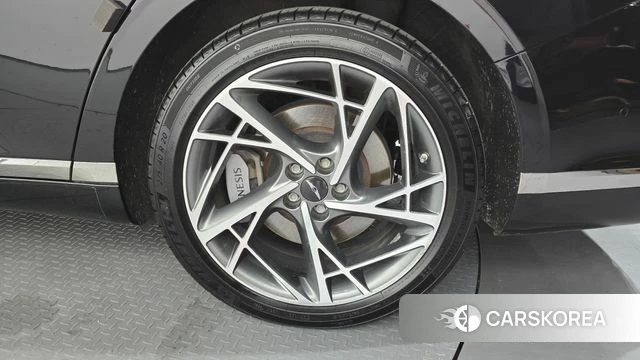 Genesis G90 (RS4) id 4401484 из Кореи 13