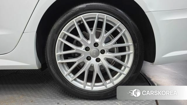 Audi New A6 id 4746937 из Кореи 13