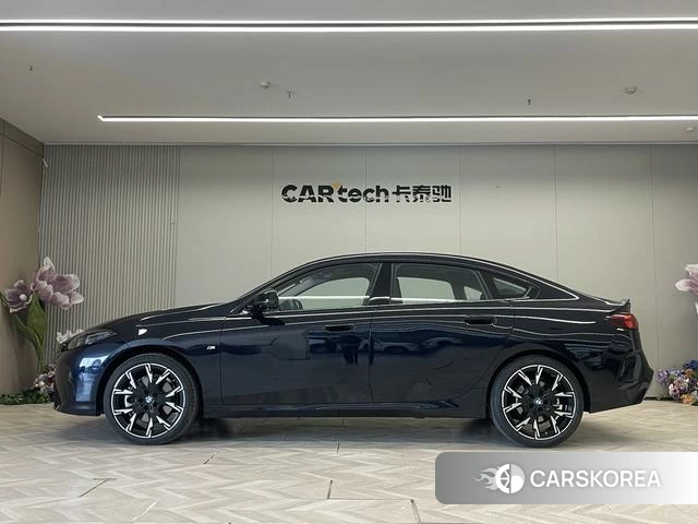BMW 2 series id 4273168 из Китая 13