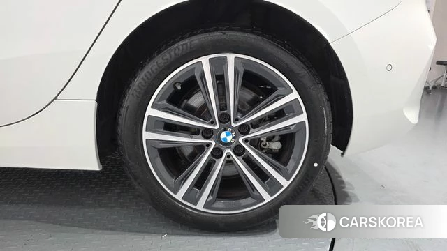BMW 1 Series (F40) id 4585944 из Кореи 13