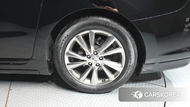 Kia The New Carnival id 4615404 из Кореи 13