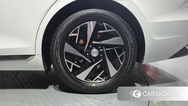 Hyundai The New Grandeur IG Hybrid id 4656517 из Кореи 13