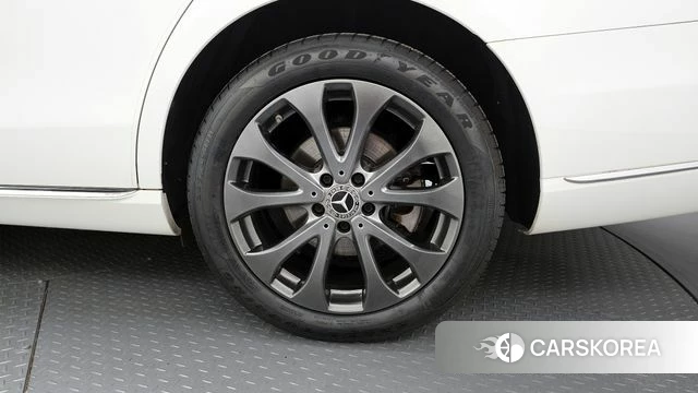 Mercedes-Benz E-Class W213 id 4269571 из Кореи 13