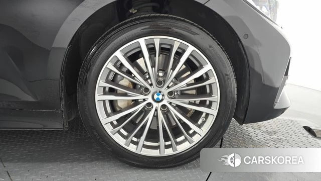 BMW 3 Series (G20) id 4697694 из Кореи 13