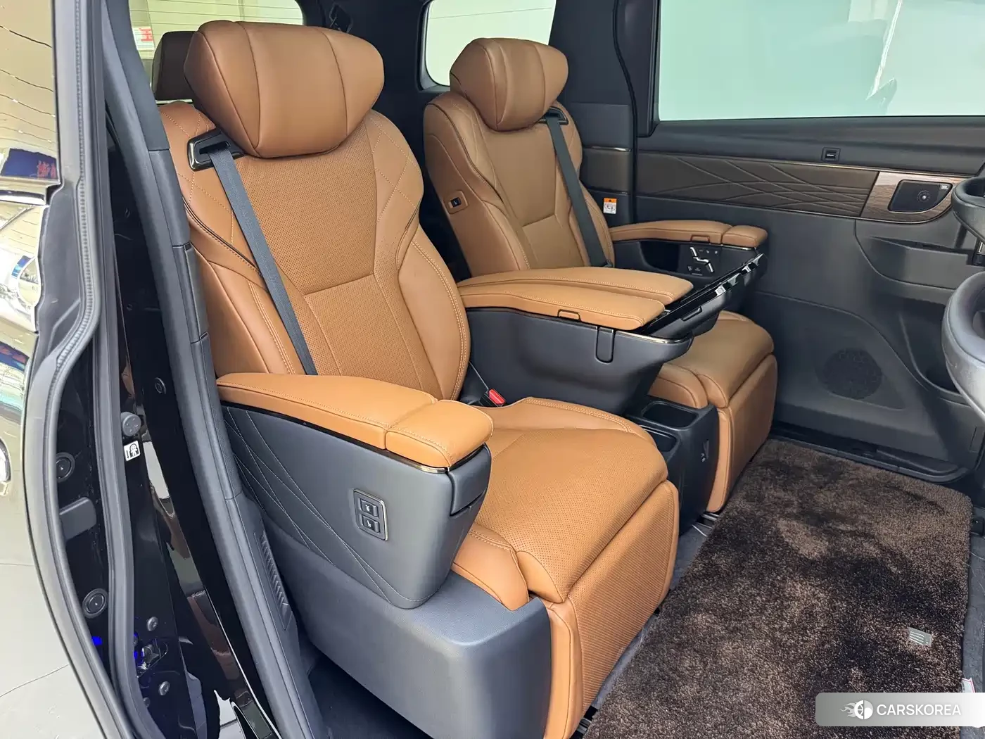 Toyota Vellfire id 4679567 из Китая 13