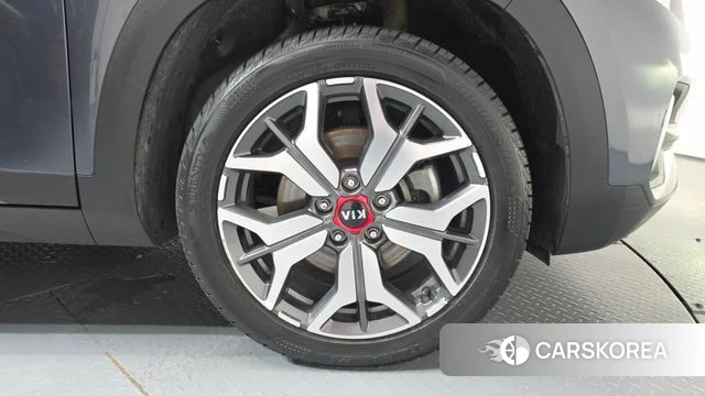Kia Seltos id 4562320 из Кореи 13
