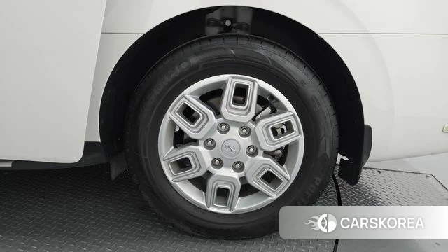 Hyundai Staria id 4302943 из Кореи 13