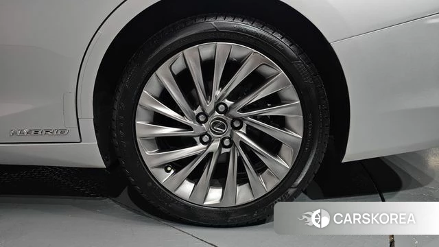Lexus ES300h 7th generation id 4317862 из Кореи 13