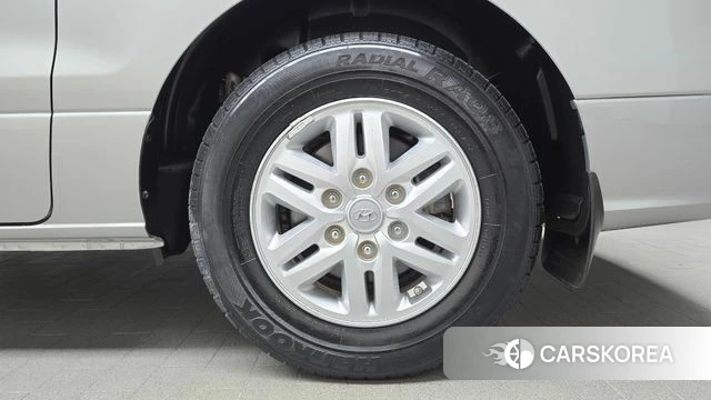 Hyundai The New Grand Starex id 4396876 из Кореи 13