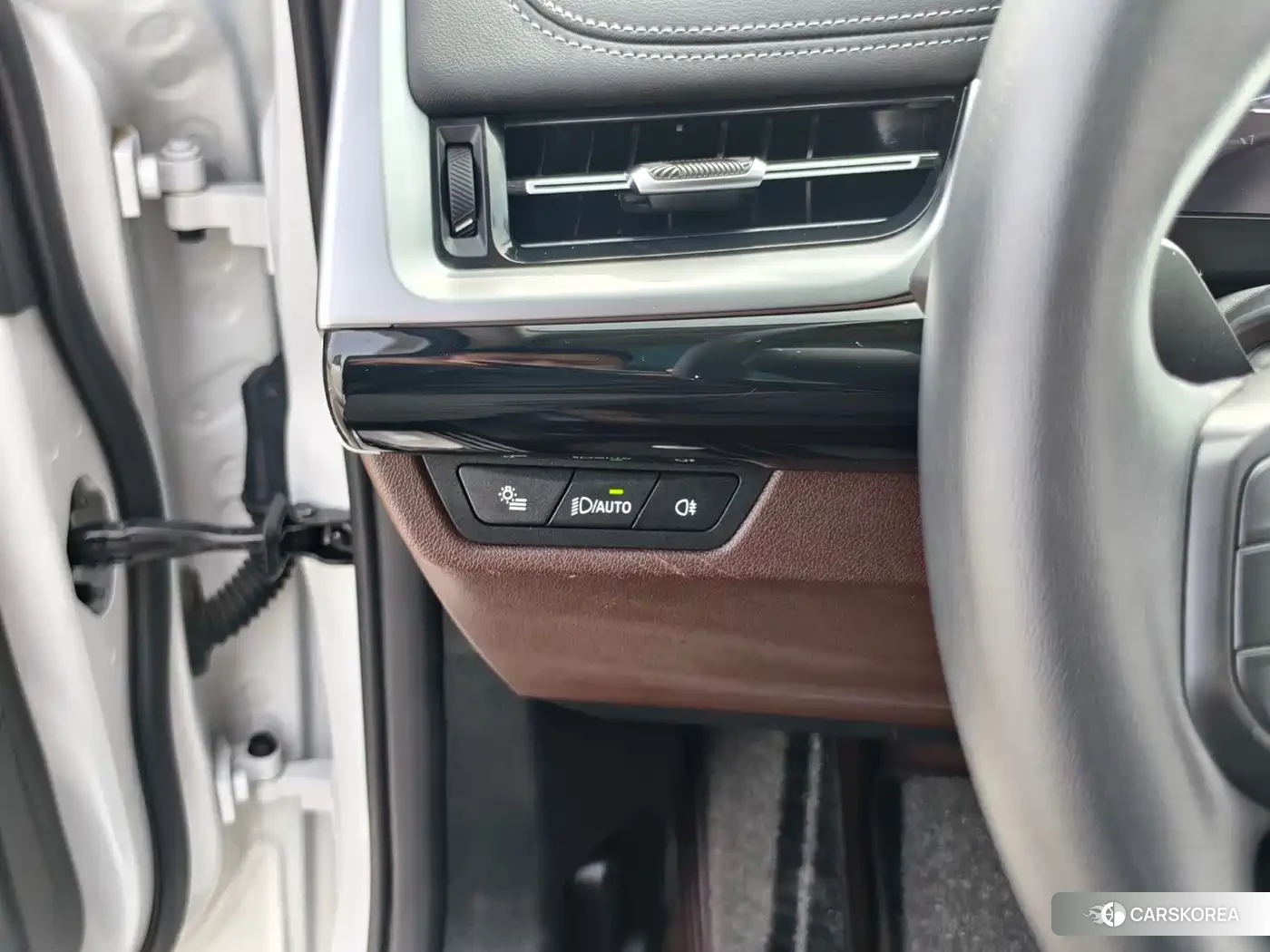 BMW X1 id 4553783 из Китая 13