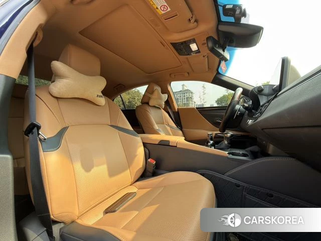 Lexus ES id 4333777 из Китая 13