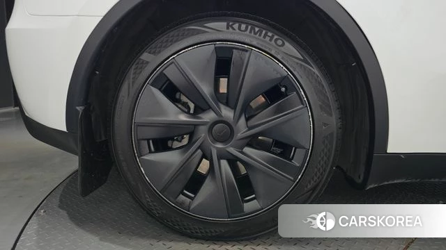 Tesla Model Y id 4792183 из Кореи 13