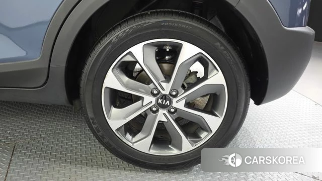 Kia Stonic id 4638263 из Кореи 13