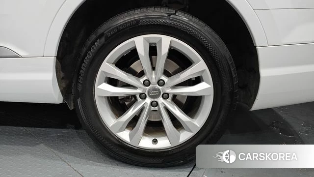 Audi Q7 (4M) id 4604922 из Кореи 13
