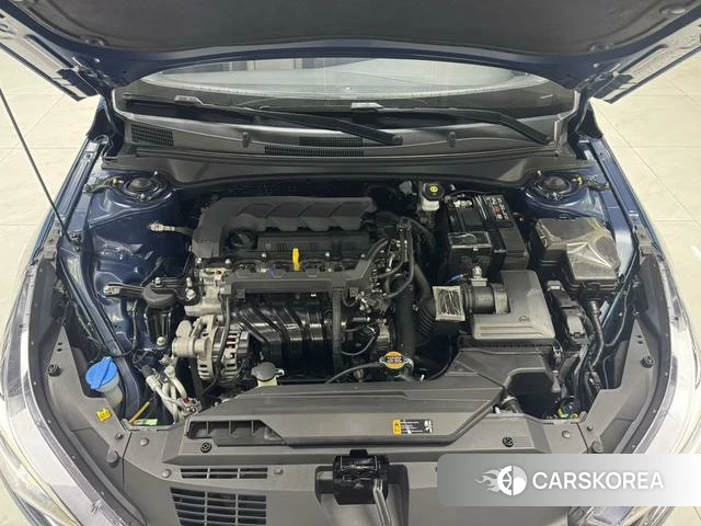 Hyundai Elantra id 4290421 из Китая 13