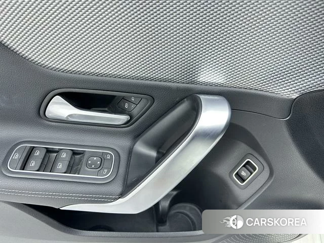 Mercedes-Benz Class A id 4256846 из Китая 13
