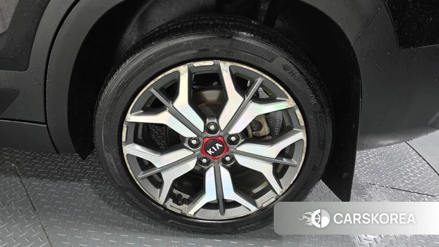 Kia Seltos id 4285110 из Кореи 13