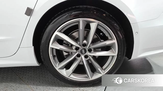 Audi A7 (4K) id 4476817 из Кореи 13